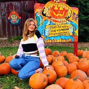 Meet your Posher, Marilyn